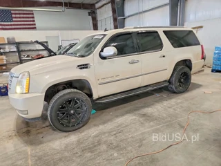 CADILLAC ESCALADE ESV