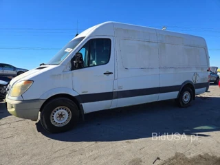 MERCEDES-BENZ SPRINTER 2500