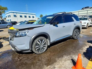 NISSAN PATHFINDER PLATINUM