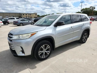 TOYOTA HIGHLANDER LE
