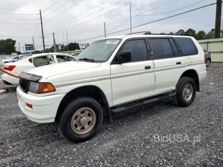 MITSUBISHI MONTERO SPORT ES