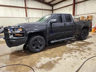 CHEVROLET SILVERADO K1500 CUSTOM