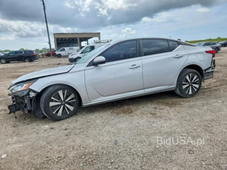 NISSAN ALTIMA SV