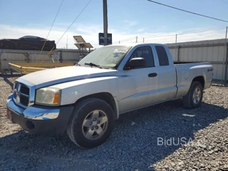 DODGE DAKOTA SLT