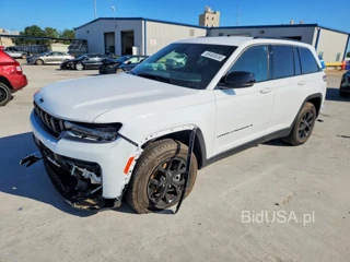 JEEP GRAND CHEROKEE BASE