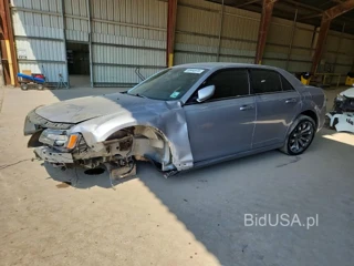 CHRYSLER 300 S