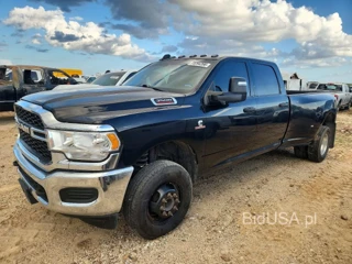 RAM 3500 TRADESMAN