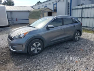KIA NIRO LX