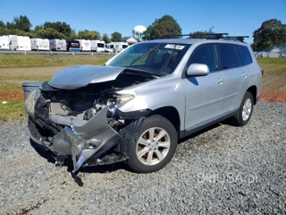 TOYOTA HIGHLANDER SE