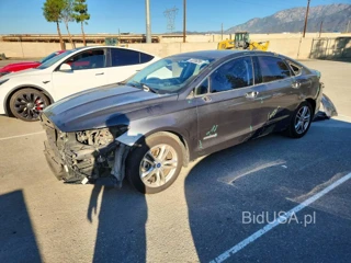 FORD FUSION TITANIUM HEV
