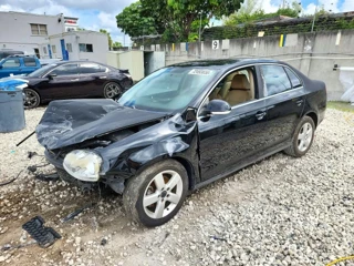 VOLKSWAGEN JETTA SE
