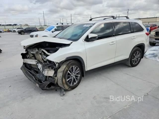 TOYOTA HIGHLANDER XLE