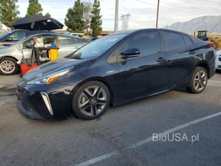TOYOTA PRIUS XLE