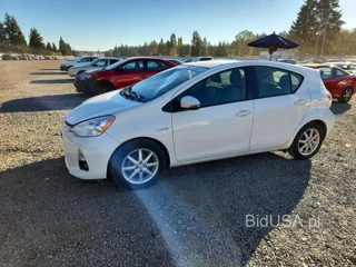 TOYOTA PRIUS C FOUR
