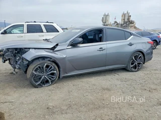 NISSAN ALTIMA SR