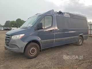 MERCEDES-BENZ SPRINTER 2500/3500