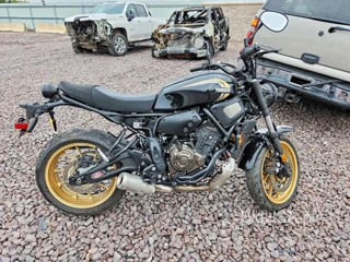 YAMAHA MTM690