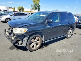 TOYOTA HIGHLANDER LIMITED