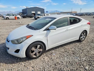HYUNDAI ELANTRA GLS