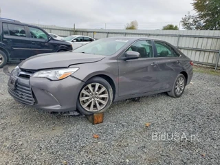 TOYOTA CAMRY XLE