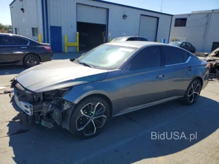 NISSAN ALTIMA SR