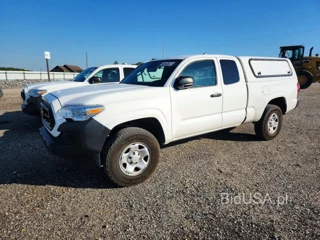 TOYOTA TACOMA SR