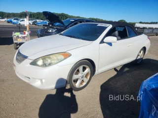 TOYOTA CAMRY SOLARA SLE V6