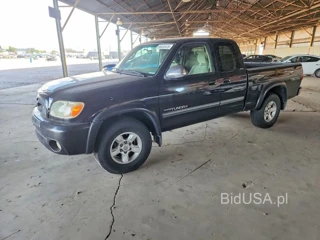 TOYOTA TUNDRA ACCESS CAB SR5