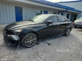 LEXUS IS 200T