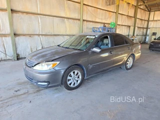 TOYOTA CAMRY XLE