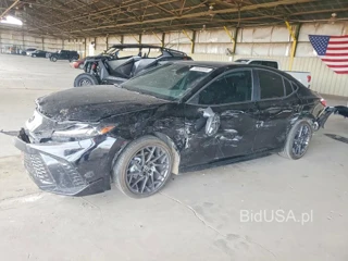 TOYOTA CAMRY XSE