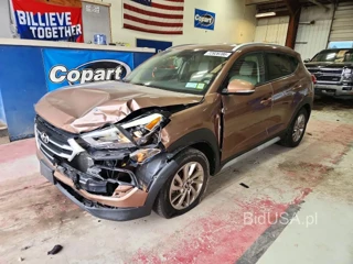 HYUNDAI TUCSON SE PLUS