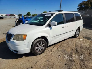 CHRYSLER TOWN & COUNTRY TOURING