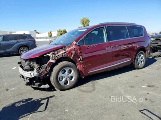 CHRYSLER PACIFICA HYBRID LIMITED