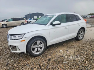 AUDI Q5 PREMIUM PLUS