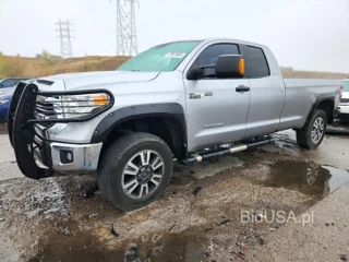 TOYOTA TUNDRA SR5