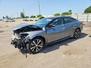 NISSAN MAXIMA PLATINUM