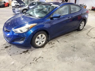 HYUNDAI ELANTRA SE