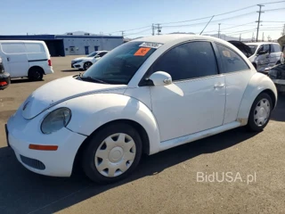 VOLKSWAGEN NEW BEETLE