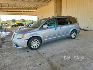 CHRYSLER TOWN & COUNTRY TOURING