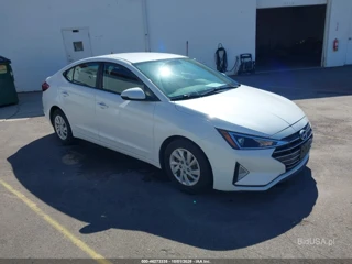 HYUNDAI HYUNDAI ELANTRA SE