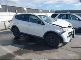 TOYOTA TOYOTA RAV4 LE