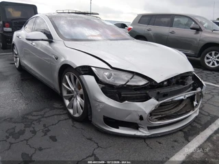 TESLA TESLA MODEL S PERFORMANCE
