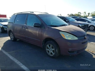 TOYOTA TOYOTA SIENNA LE