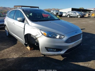 FORD FORD FOCUS TITANIUM