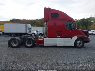 VOLVO VOLVO VN