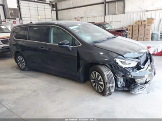 CHRYSLER CHRYSLER PACIFICA HYBRID TOURING L