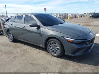 HYUNDAI HYUNDAI ELANTRA SEL