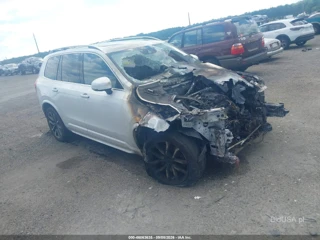 VOLVO VOLVO XC90 T6 MOMENTUM