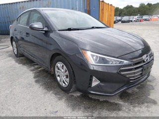 HYUNDAI HYUNDAI ELANTRA SE